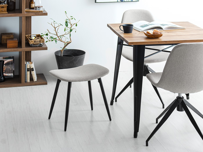 HOWARD STOOL 2